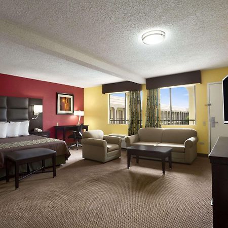 Days Inn By Wyndham Dallas Irving Ngoại thất bức ảnh