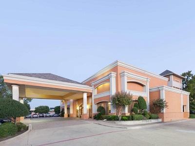 Days Inn By Wyndham Dallas Irving Ngoại thất bức ảnh